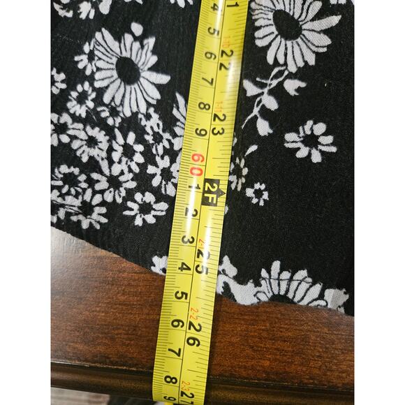 Y2k Babydoll Dark Black Floral V Neck Shirt Top Size M Old Navy Boho Bohemian - Picture 7 of 7